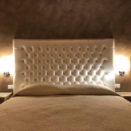 Luxury Apartment Frattina 34 Anelli Рим Экстерьер фото